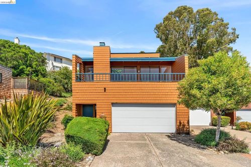 10 Sereno Cir, Oakland, CA, 94619 | Card Image