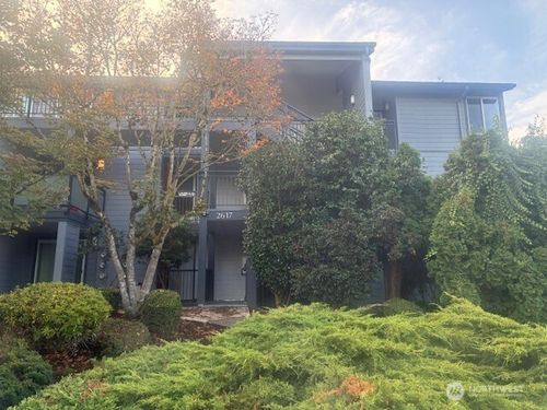 134-2617 Ne 4th St, Renton, WA, 98056-4049 | Card Image