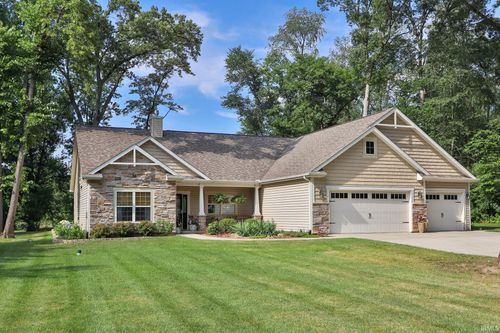 6697 E Hunter Ridge Ct, Monticello, IN, 47960-7539 | Card Image
