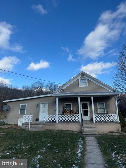 12622 Upper South Branch Rd, FRANKLIN, WV, 26807-7062 | Card Image