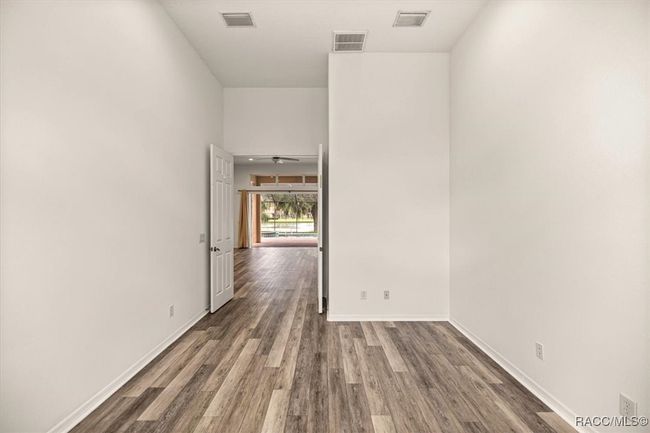 1125 W Beagle Run Loop, House other with 3 bedrooms, 2 bathrooms and 4 parking in Hernando FL | Image 17