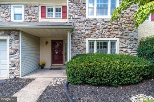 1522 Salaway Ct, MAPLE GLEN, PA, 19002-3177 | Card Image