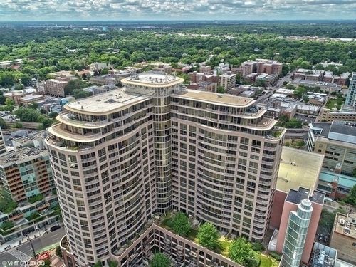 unit-1607-807 Davis St, Evanston, IL, 60201-7102 | Card Image
