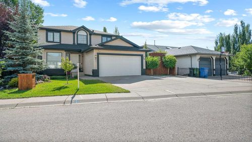 306 Long Beach Landing, Chestermere, AB, T1X1E2 | Card Image