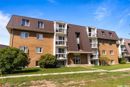 12-27 Centennial St, Regina, SK, S4S6P8 | Card Image