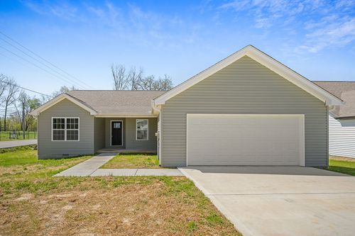 100 Reece Rd, Baxter, TN, 38544-2222 | Card Image