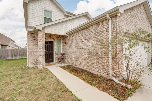 992 Rice Dr, Bryan, TX, 77803-1867 | Card Image