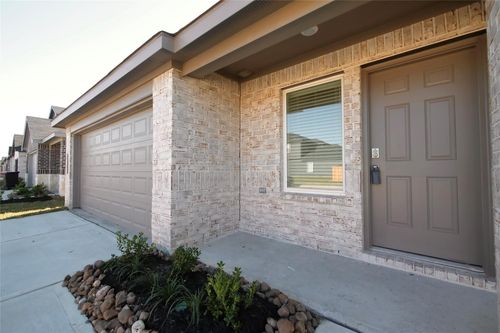 16839 Sangiovese Dr, Houston, TX, 77090-3438 | Card Image