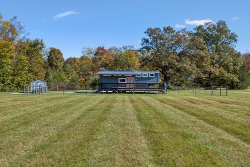 10849 Jim Cummings Hwy, Bradyville, TN, 37026-5508 | Card Image