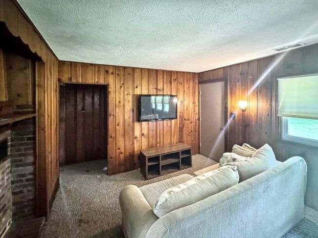 1204 W Reynolds St, House other with 3 bedrooms, 2 bathrooms and 6 parking in Pontiac IL | Image 38