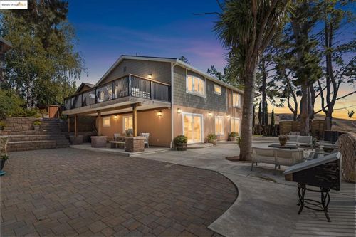 38 Lenelle Ct, Moraga, CA, 94556-2411 | Card Image