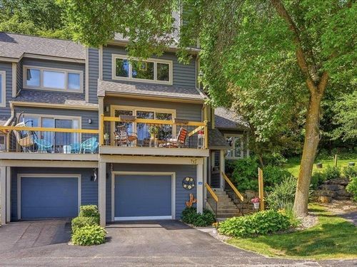 312 Territory Dr, Galena, IL, 61036-8719 | Card Image