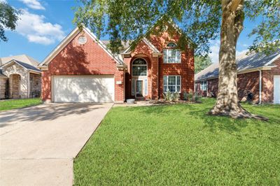 19914 Ashland Brook Court, House other with 4 bedrooms, 2 bathrooms and null parking in Houston TX | Image 1