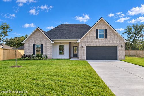 5805 Tile Fish Dr, Ocean Springs, MS, 39564-5547 | Card Image