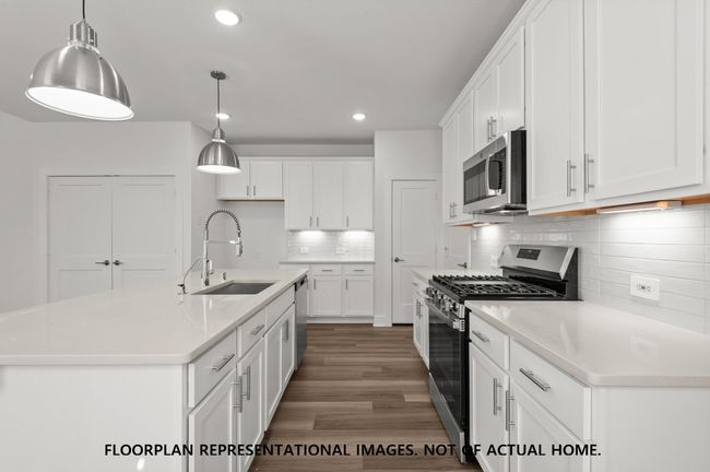 8051 Kay Harbor Dr, House other with 4 bedrooms, 3 bathrooms and 2 parking in Cypress TX | Image 7