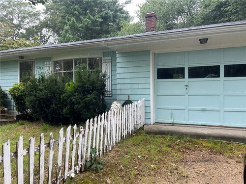 1369 Hope Rd, Hope, RI, 02831-1862 | Card Image