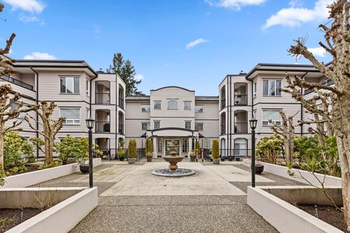 205-1533 Best St, White Rock, BC, V4B4E9 | Card Image