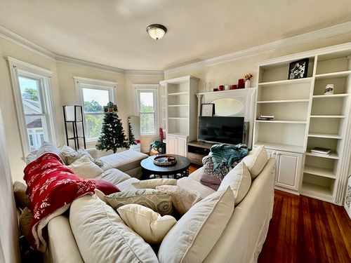 apt-3-11 Wainwright St, Boston, MA, 02124-2250 | Card Image