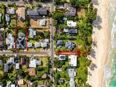 approximately 200 feet to Waimanalo beach and 2 houses away from the public access right of way! | Image 2