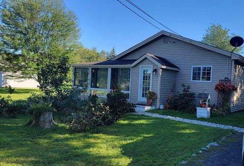 34 Tilley Dr, Swanton, VT, 05488-8128 | Card Image