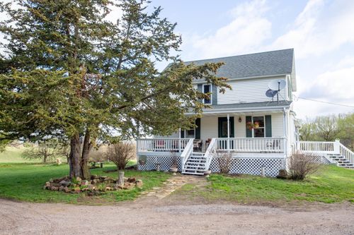 9166 Hart Rd, Alma Center, WI, 54611-8517 | Card Image