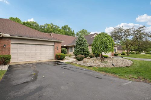 320 Richlyn Dr, Adrian, MI, 49221-9103 | Card Image
