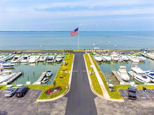 67 Sea Ray Blvd, Harrison Twp, MI, 48045-5016 | Card Image