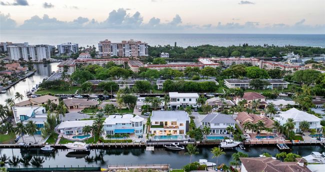 4921 Ne 29 Th Ave, House other with 5 bedrooms, 7 bathrooms and null parking in Lighthouse Point FL | Image 42