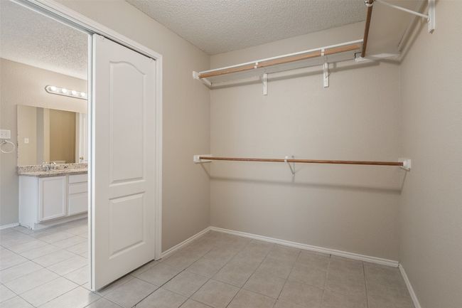 1008 Chippewa, House other with 4 bedrooms, 2 bathrooms and 4 parking in Round Rock TX | Image 26