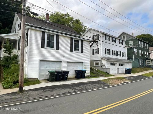 180 Center St, Lee, MA, 01238-1512 | Card Image