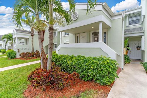 204-b-2520 Se 20th Place, Homestead, FL, 33035 | Card Image