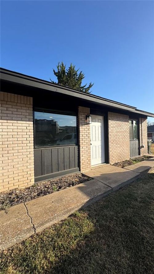 914-914 Drake Drive, Norman, OK, 73071 | Card Image