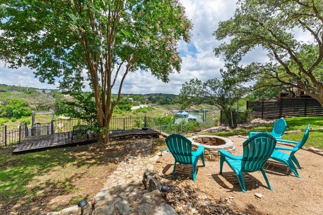 Enjoy sunsets by the firepit! | Image 9