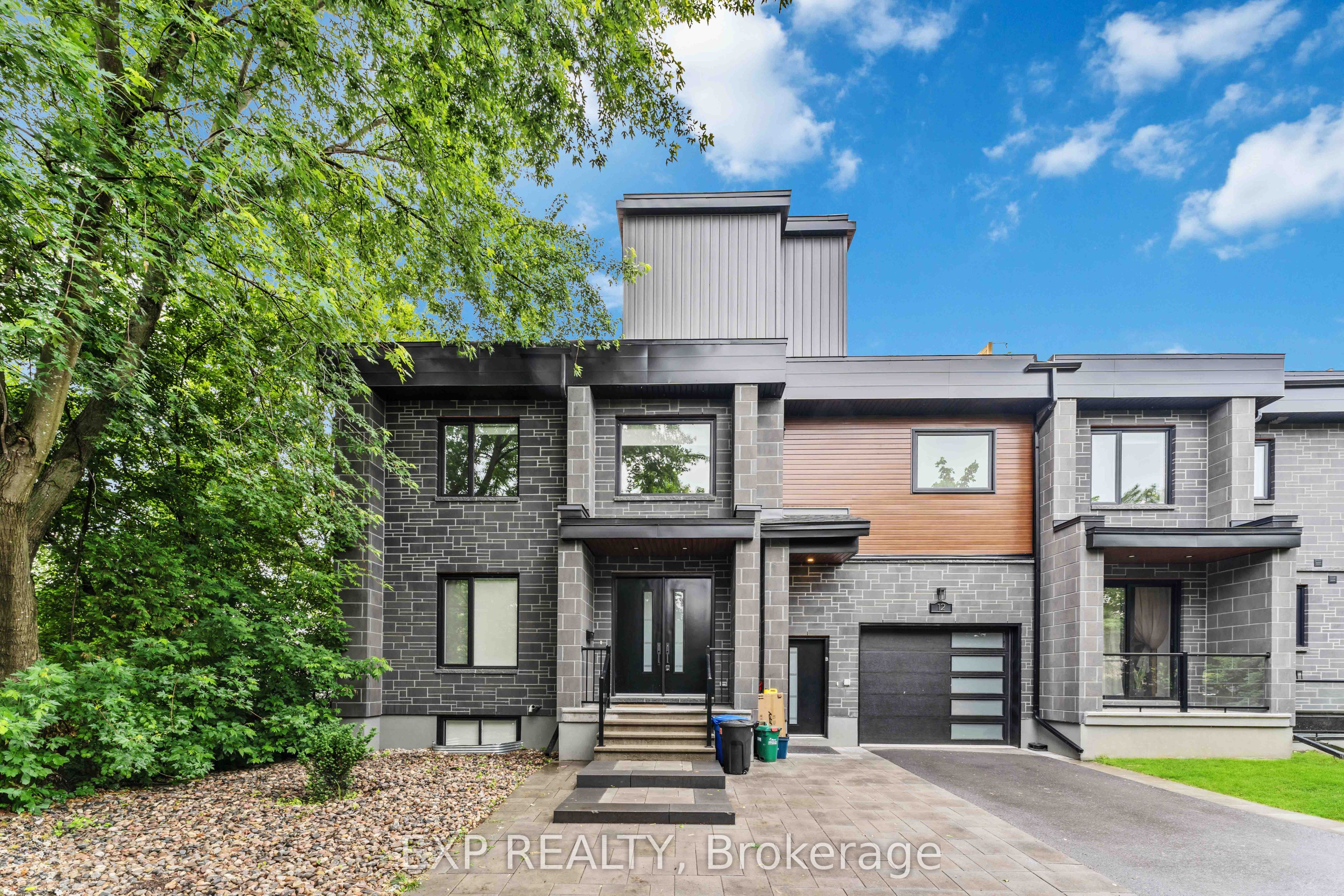 Residential Lease in Overbrook - Castleheights and Area