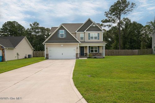 521 Ginn St, Jacksonville, NC, 28540-3253 | Card Image