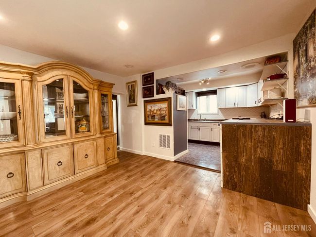 38 Evergreen Ave, House other with 3 bedrooms, 2 bathrooms and null parking in Fords NJ | Image 5