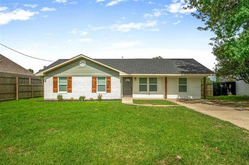 2213 Comanche St, Sulphur, LA, 70663-6373 | Card Image