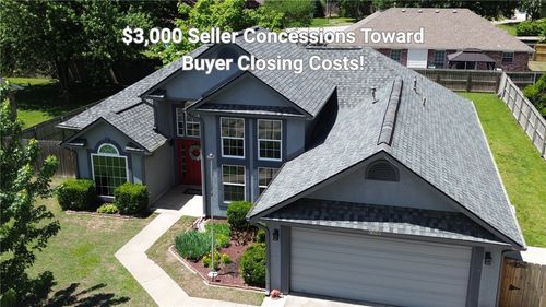3029 N Quartz Dr, Fayetteville, AR, 72704-5621 | Card Image