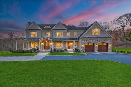 117 Chestnut Ridge Rd, Mount Kisco, NY, 10549-4806 | Card Image