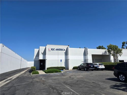 17320 Marquardt Ave, Cerritos, CA, 90703-1023 | Card Image