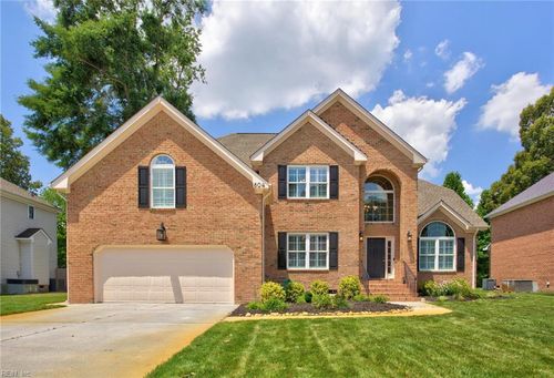 804 Catrina Ln, Chesapeake, VA, 23322-6917 | Card Image