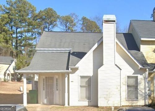2187 Wellington Cir, Lithonia, GA, 30058-7945 | Card Image
