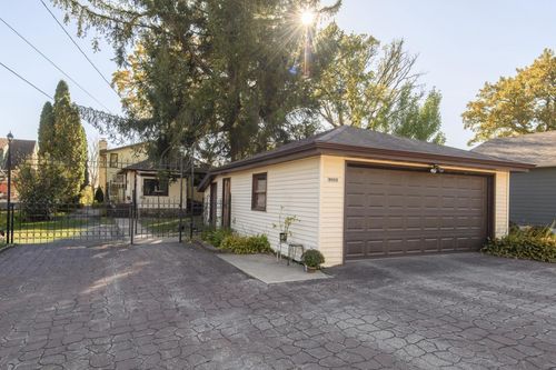 W969 Miramar Drive, East Troy, WI, 53120 | Card Image