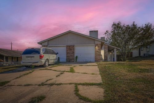 5105 Purple Sage Dr, Austin, TX, 78724-3227 | Card Image