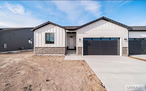 6425 Ender Ln, Idaho Falls, ID, 83401-1173 | Card Image