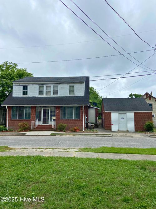 409 W Market St, Hertford, NC, 27944-1335 | Card Image