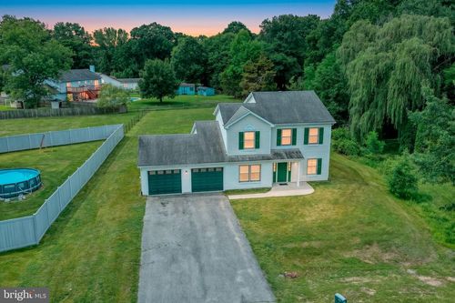 122 Mary Dr, Newark, DE, 19702-2208 | Card Image