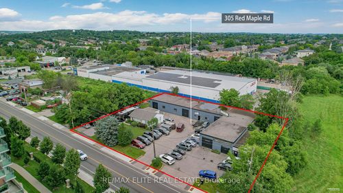 305 Red Maple Rd, Richmond Hill, ON, L4C6P2 | Card Image