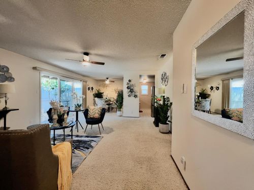 712 Roundtree Court, Sacramento, CA, 95831 | Card Image