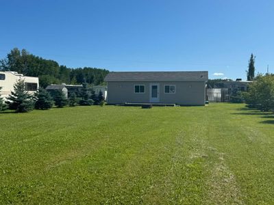 3 - 10428 Township Road 735, Home with 1 bedrooms, 1 bathrooms and 3 parking in Kinuso AB | Image 1